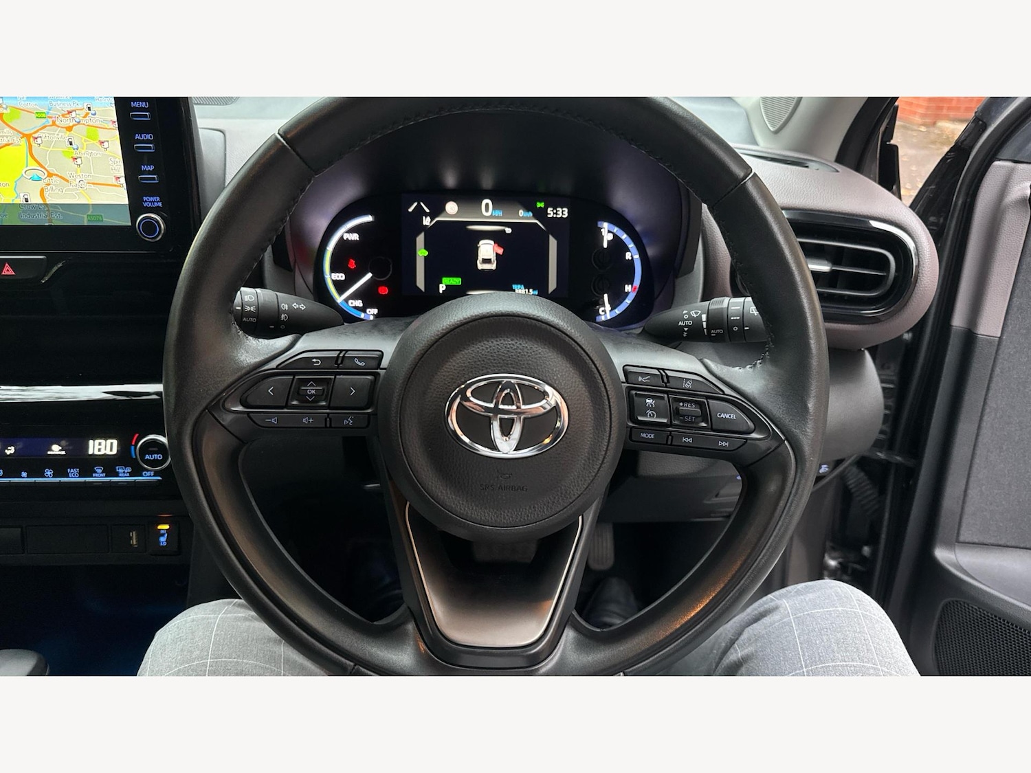 Used Toyota Yaris Cross 2023 for sale - 76306777: Photo 10
