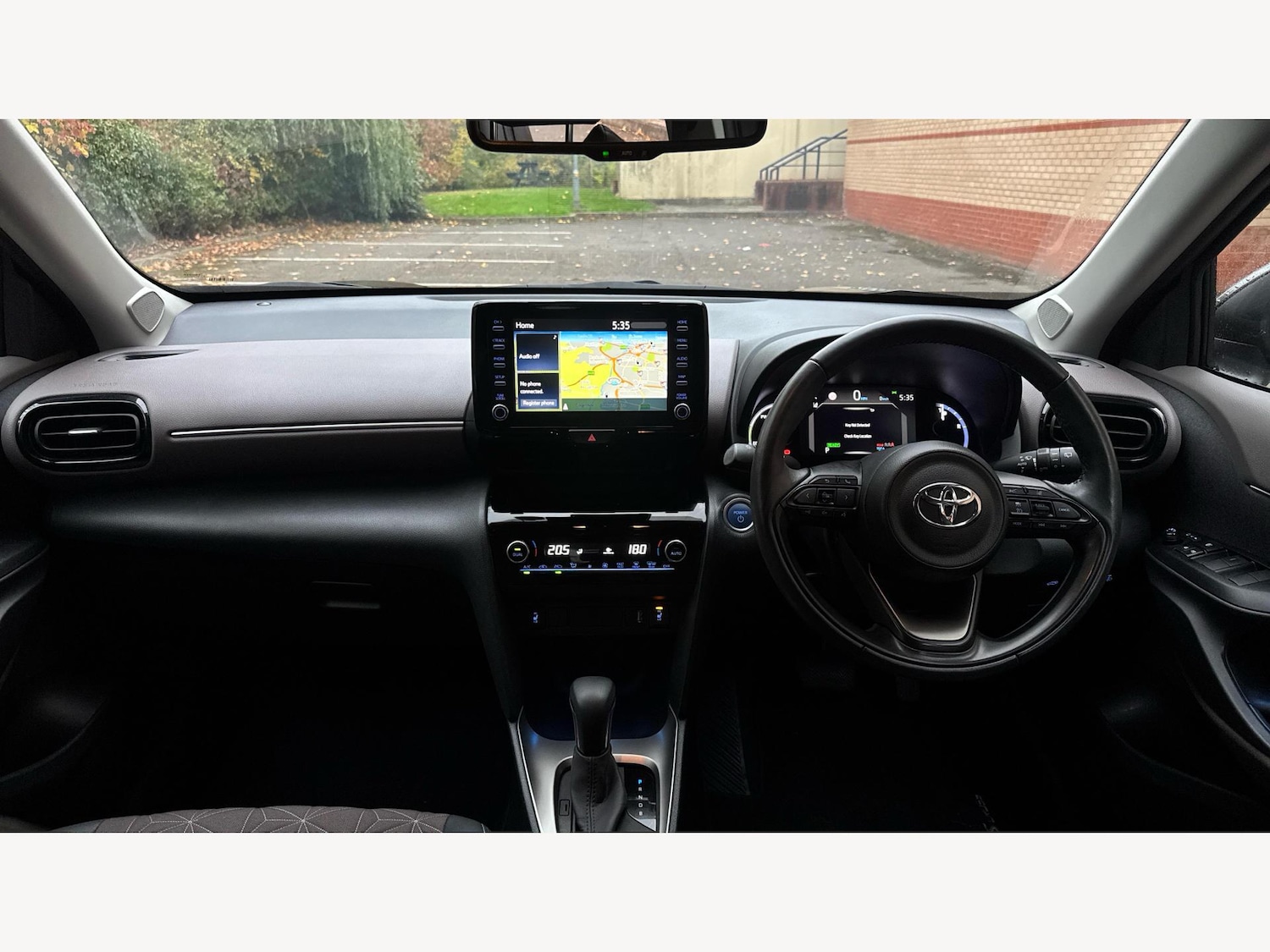 Used Toyota Yaris Cross 2023 for sale - 76306777: Photo 7