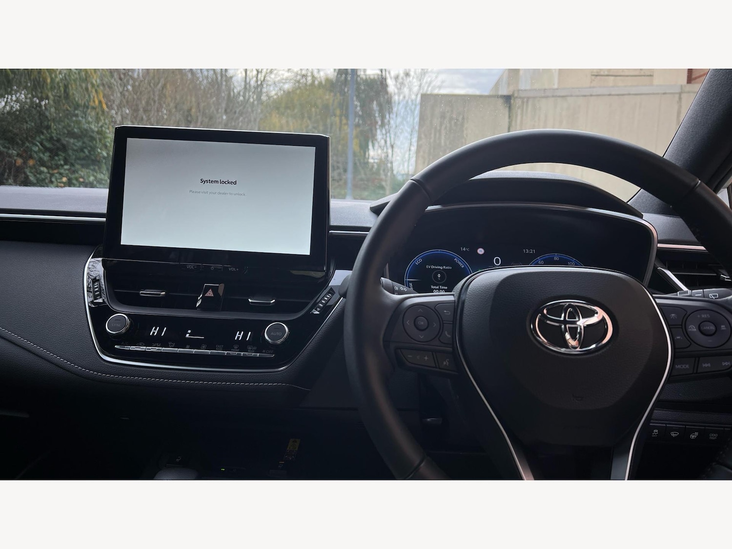 Used Toyota Corolla 2024 for sale - 76912706: Photo 10