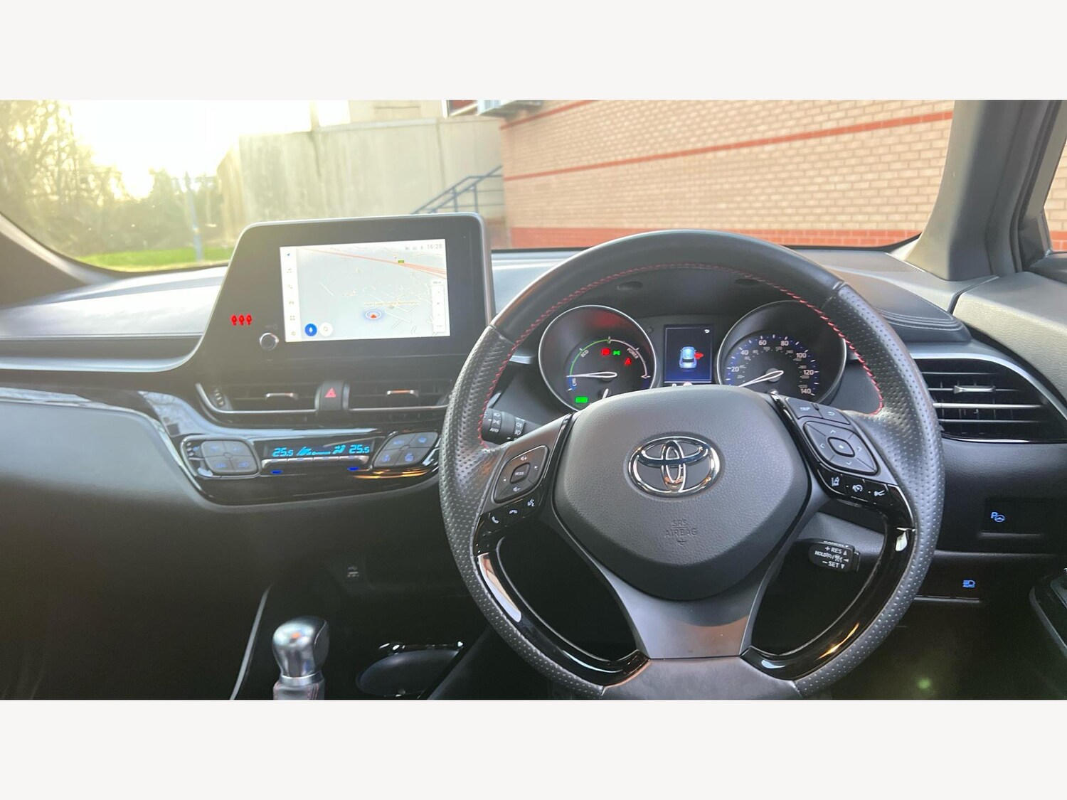 Used Toyota C-HR 2022 for sale - 77549915: Photo 8