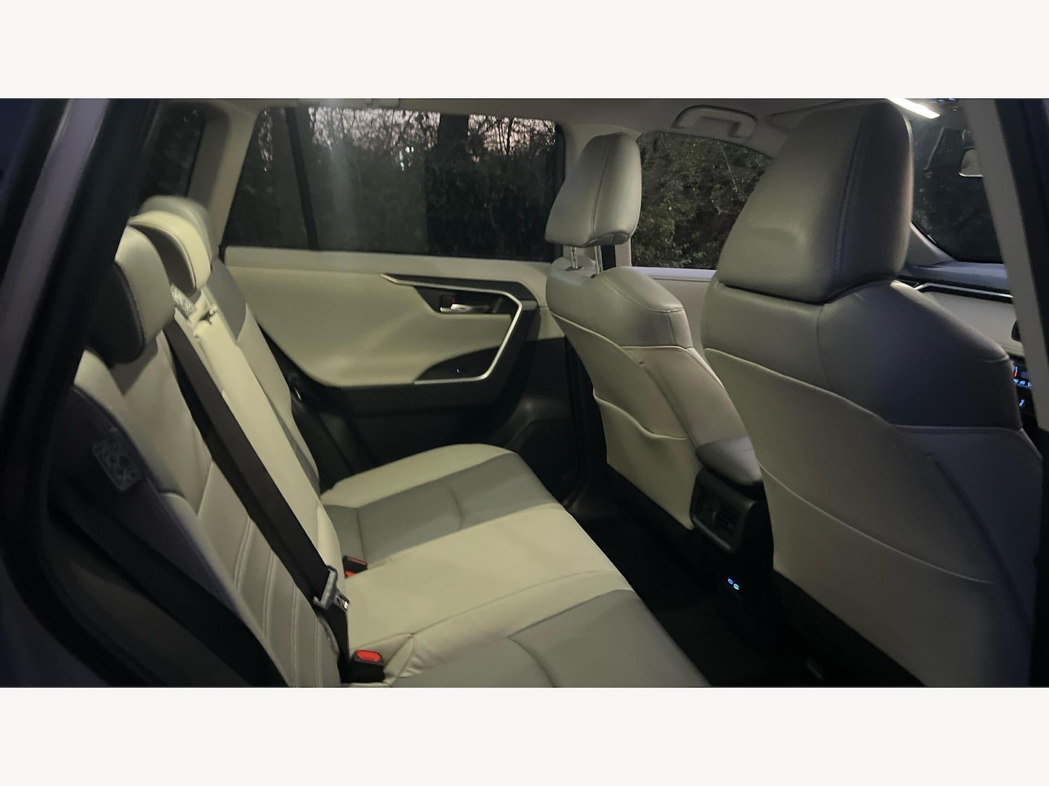 Used Toyota RAV4 2022 for sale - 76613010: Photo 14