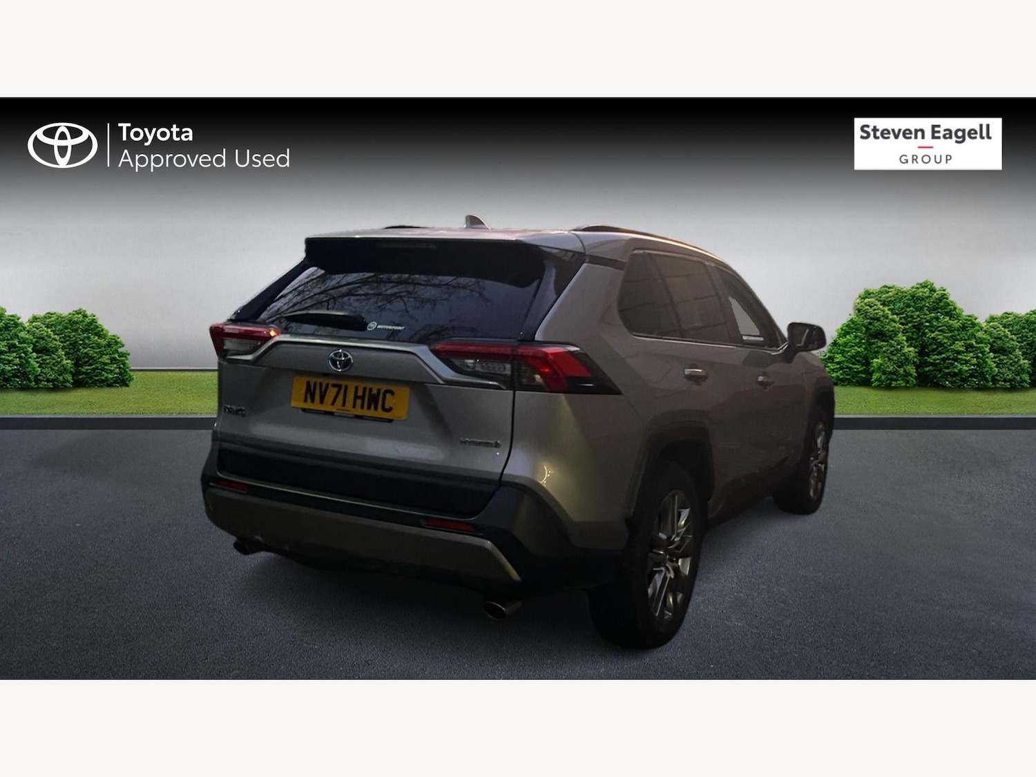 Used Toyota RAV4 2022 for sale - 76613010: Photo 2