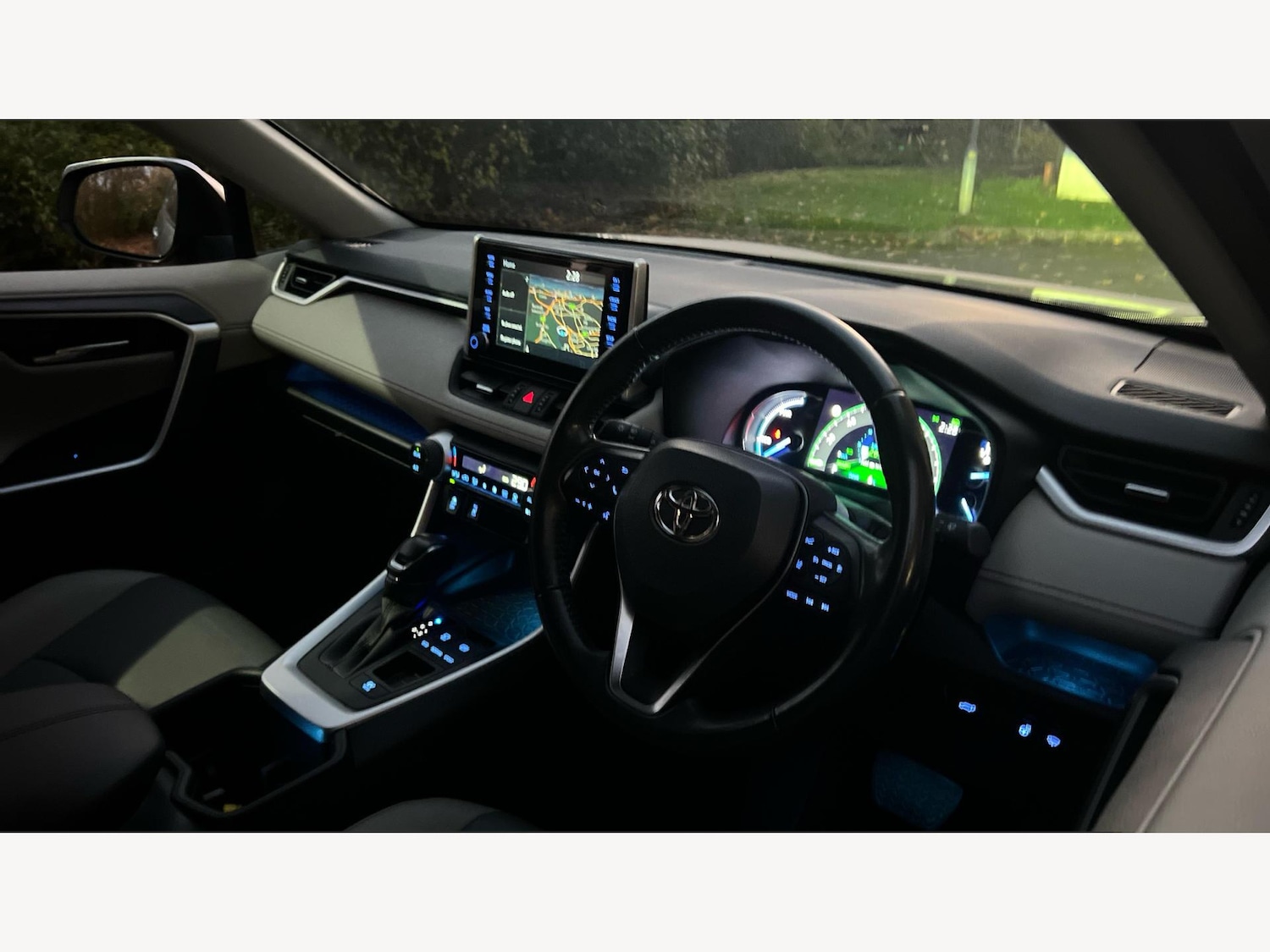 Used Toyota RAV4 2022 for sale - 76613010: Photo 8