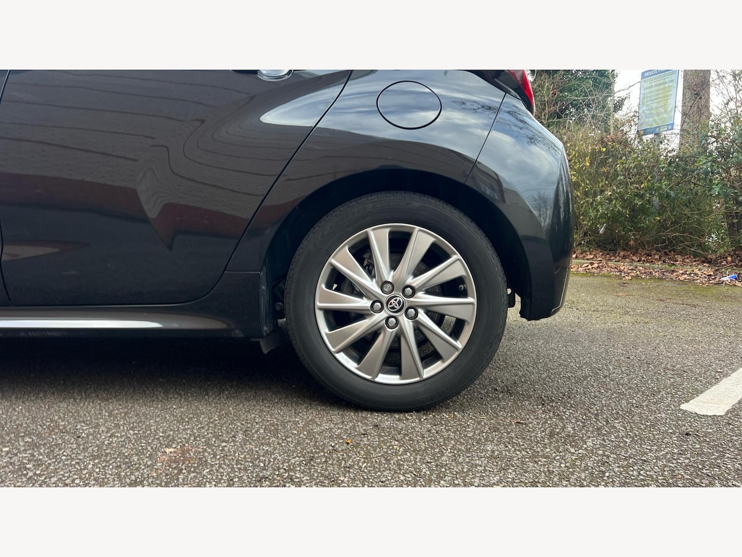 Used Toyota Yaris 2023 for sale - 77320912: Photo 20