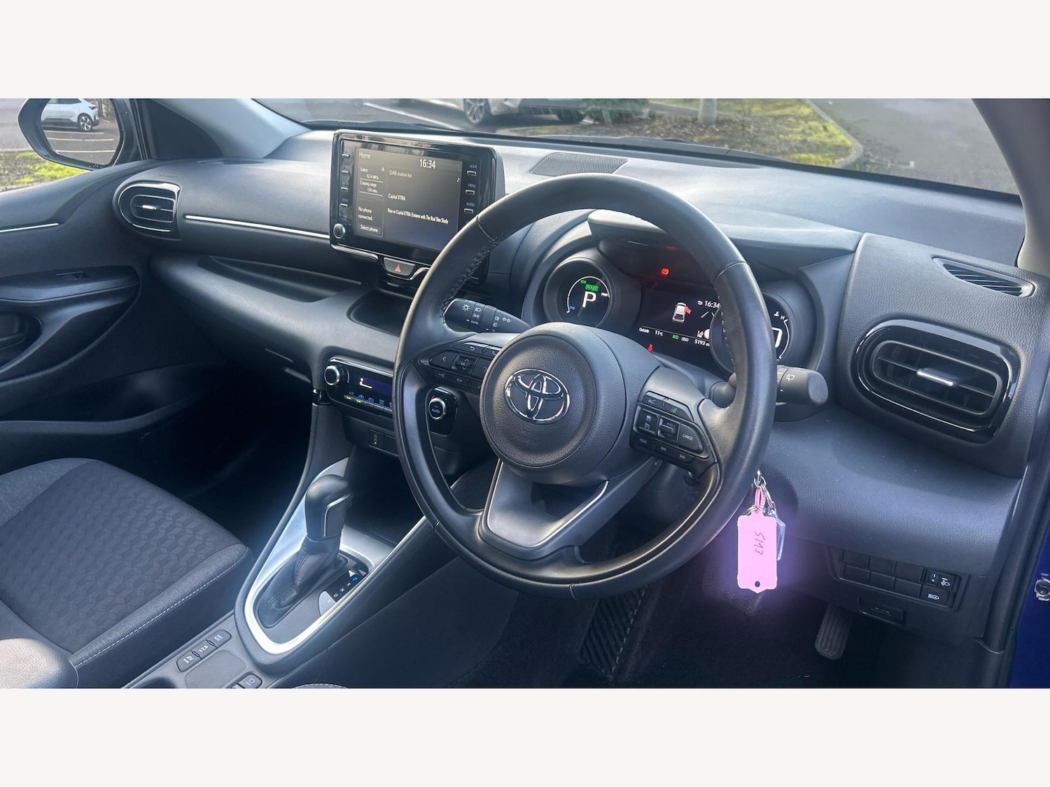 Used Toyota Yaris 2022 for sale - 77549901: Photo 10
