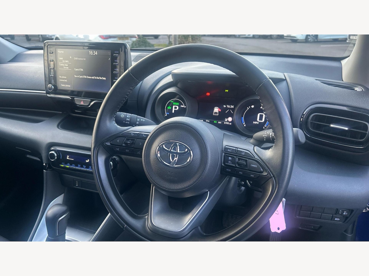 Used Toyota Yaris 2022 for sale - 77549901: Photo 8