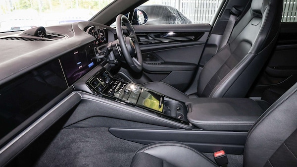 Used Porsche Panamera 2025 for sale - 76141617: Photo 16