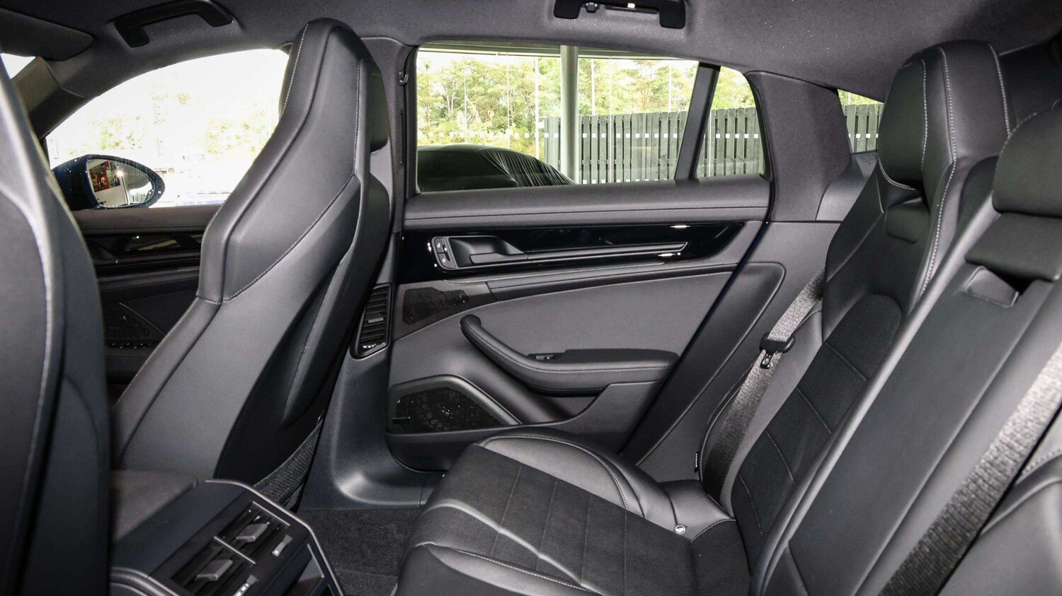 Used Porsche Panamera 2025 for sale - 76141617: Photo 23