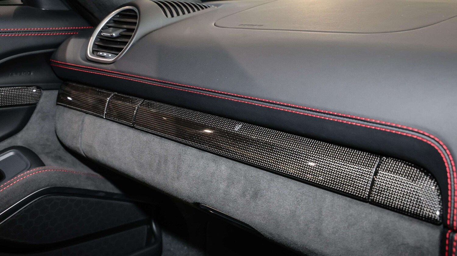 Used Porsche Panamera 2025 for sale - 76141617: Photo 24