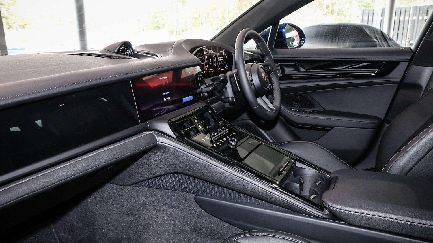 Used Porsche Panamera 2025 for sale - 76141617: Photo 9