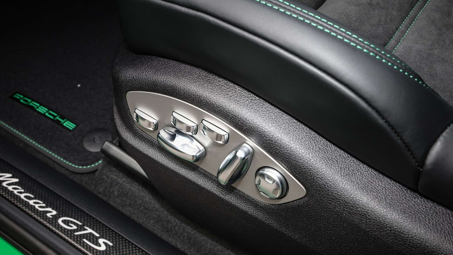 Used Porsche Macan 2025 for sale - 77686483: Photo 23