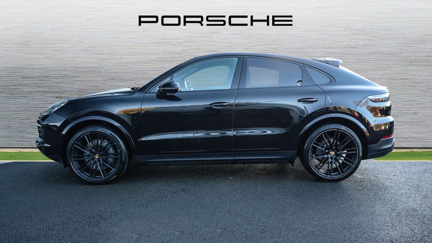 Used Porsche Cayenne 2023 for sale - 76745976: Photo 8