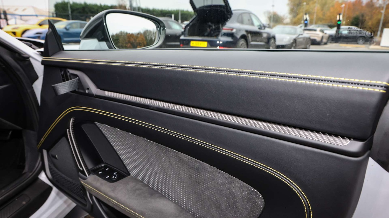 Used Porsche 911 2025 for sale - 76692084: Photo 24