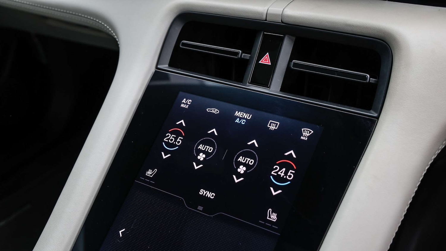 Used Porsche Taycan 2022 for sale - 76564502: Photo 17