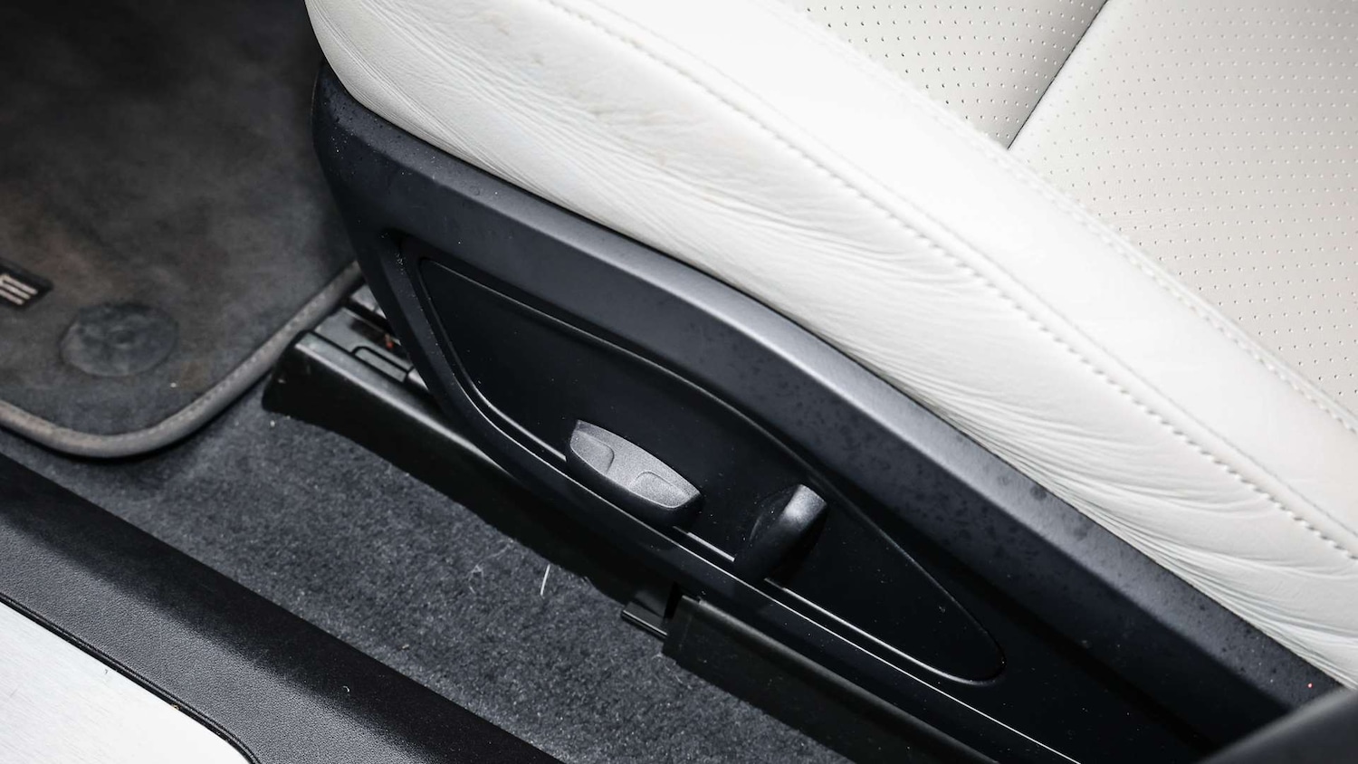 Used Porsche Taycan 2022 for sale - 76564502: Photo 25