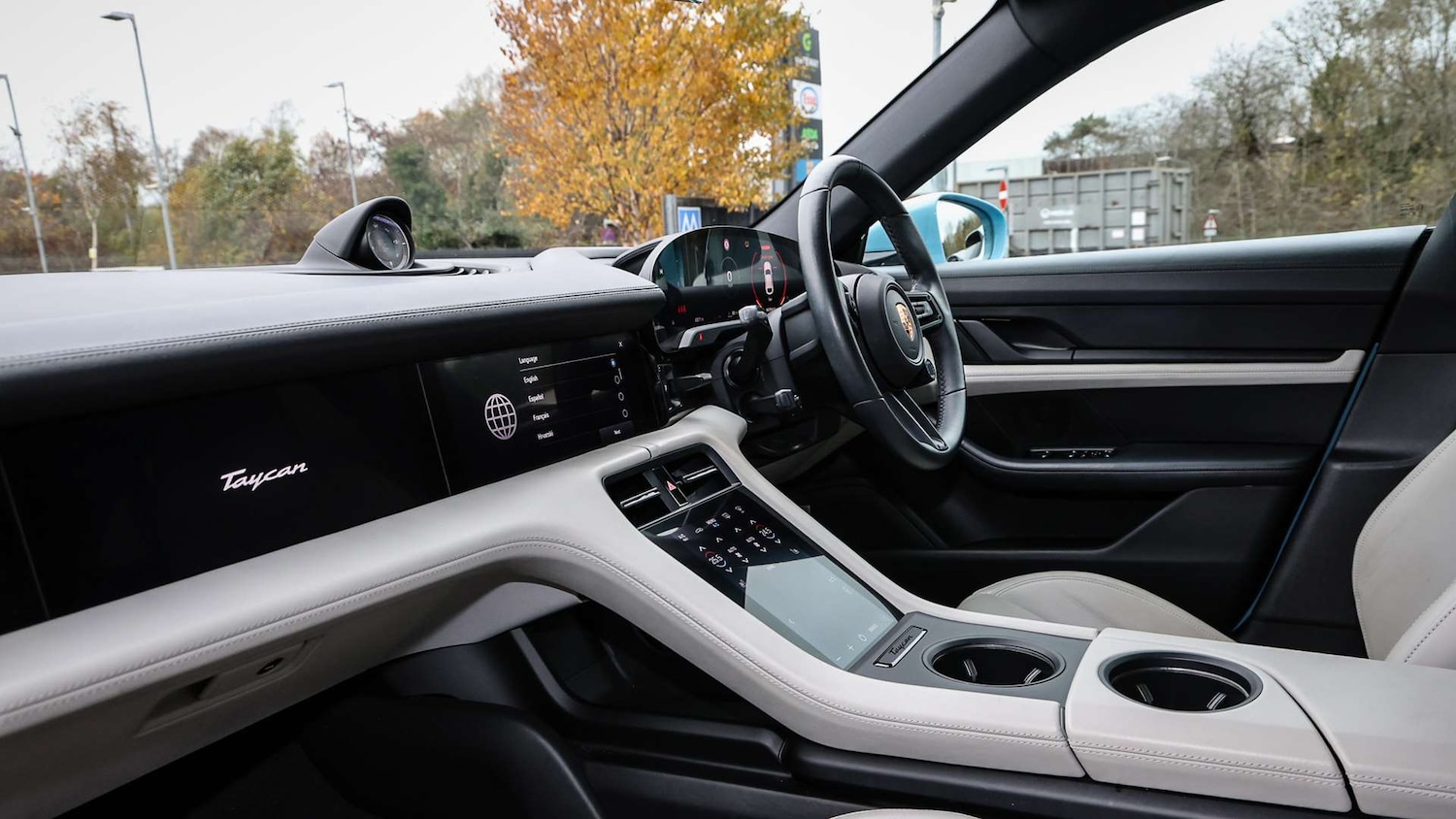 Used Porsche Taycan 2022 for sale - 76564502: Photo 5