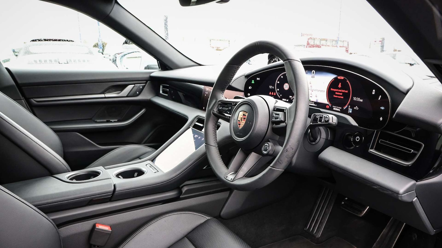 Used Porsche Taycan 2025 for sale - 77553011: Photo 11