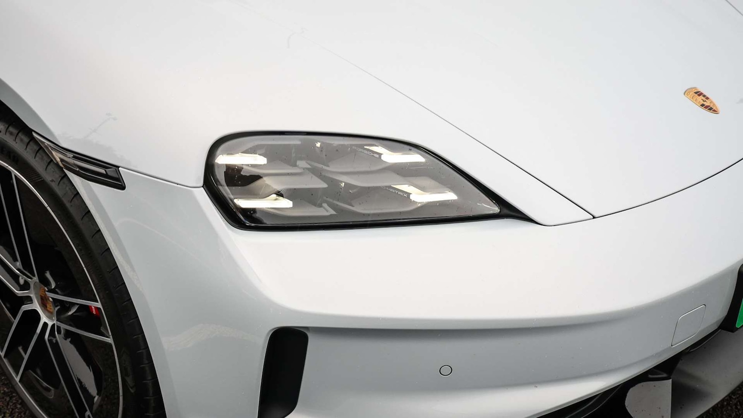 Used Porsche Taycan 2025 for sale - 77553011: Photo 24