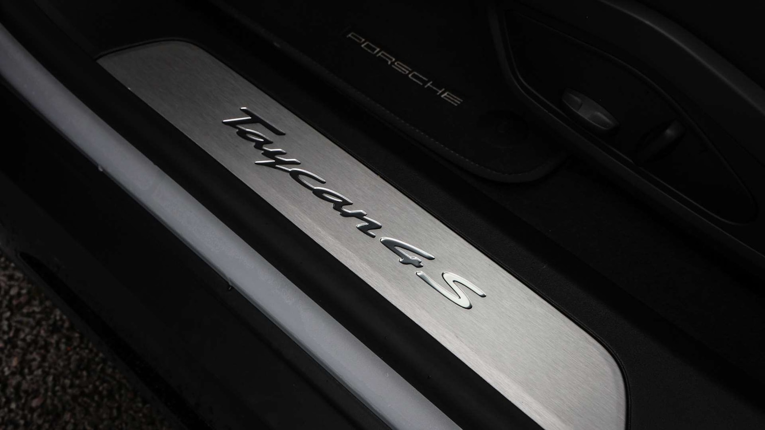 Used Porsche Taycan 2025 for sale - 77553011: Photo 26