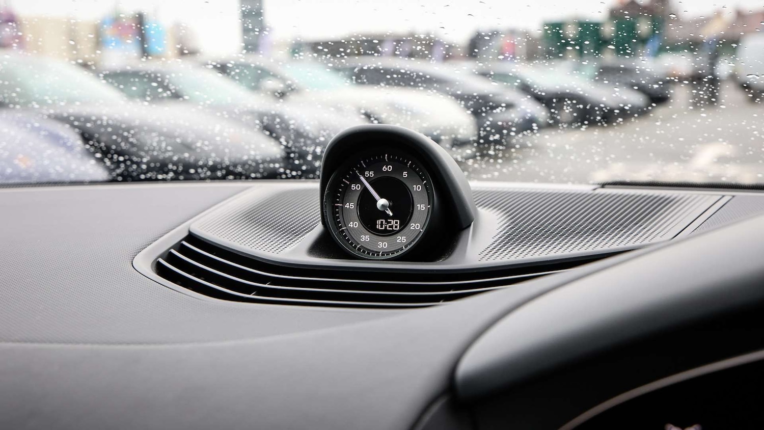 Used Porsche Taycan 2025 for sale - 77553011: Photo 29