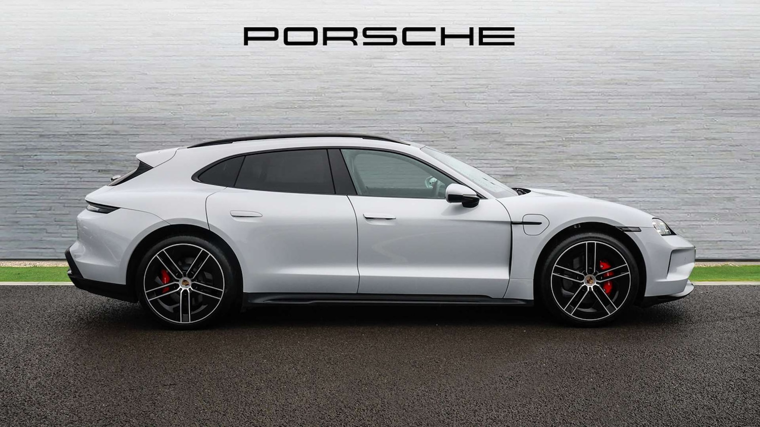 Used Porsche Taycan 2025 for sale - 77553011: Photo 7
