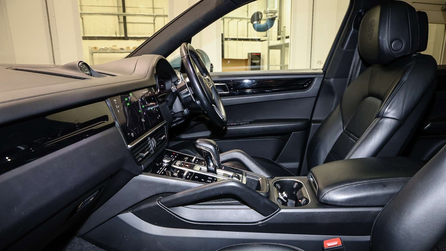 Used Porsche Cayenne 2022 for sale - 77995762: Photo 12