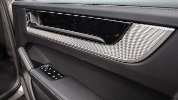 Used Porsche Cayenne 2025 for sale - 75661340: Photo 28