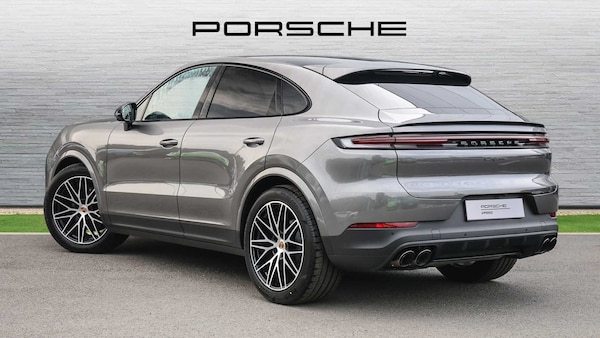 Used Porsche Cayenne 2025 for sale - 75661340: Photo 4