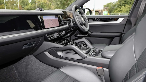Used Porsche Cayenne 2025 for sale - 75661340: Photo 5