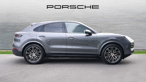 Used Porsche Cayenne 2025 for sale - 75661340: Photo 7