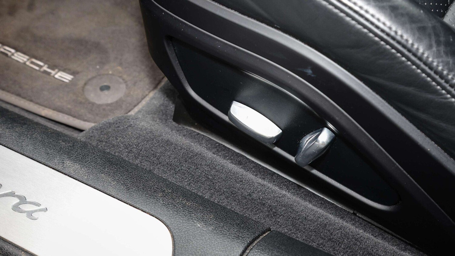 Used Porsche Other 2017 for sale - 76339733: Photo 27