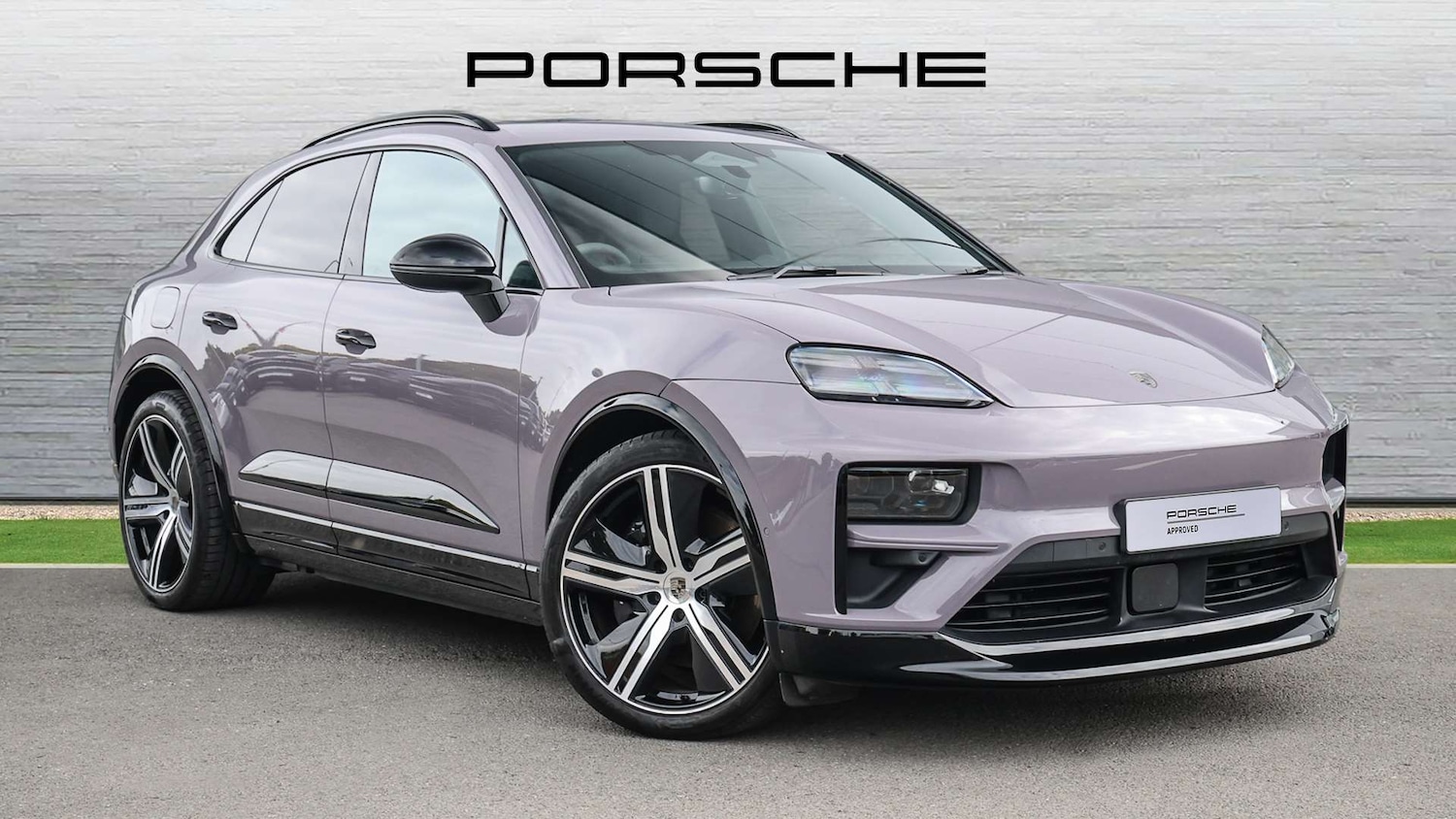 Used Porsche Macan 2024 for sale - 76298351: Photo 1