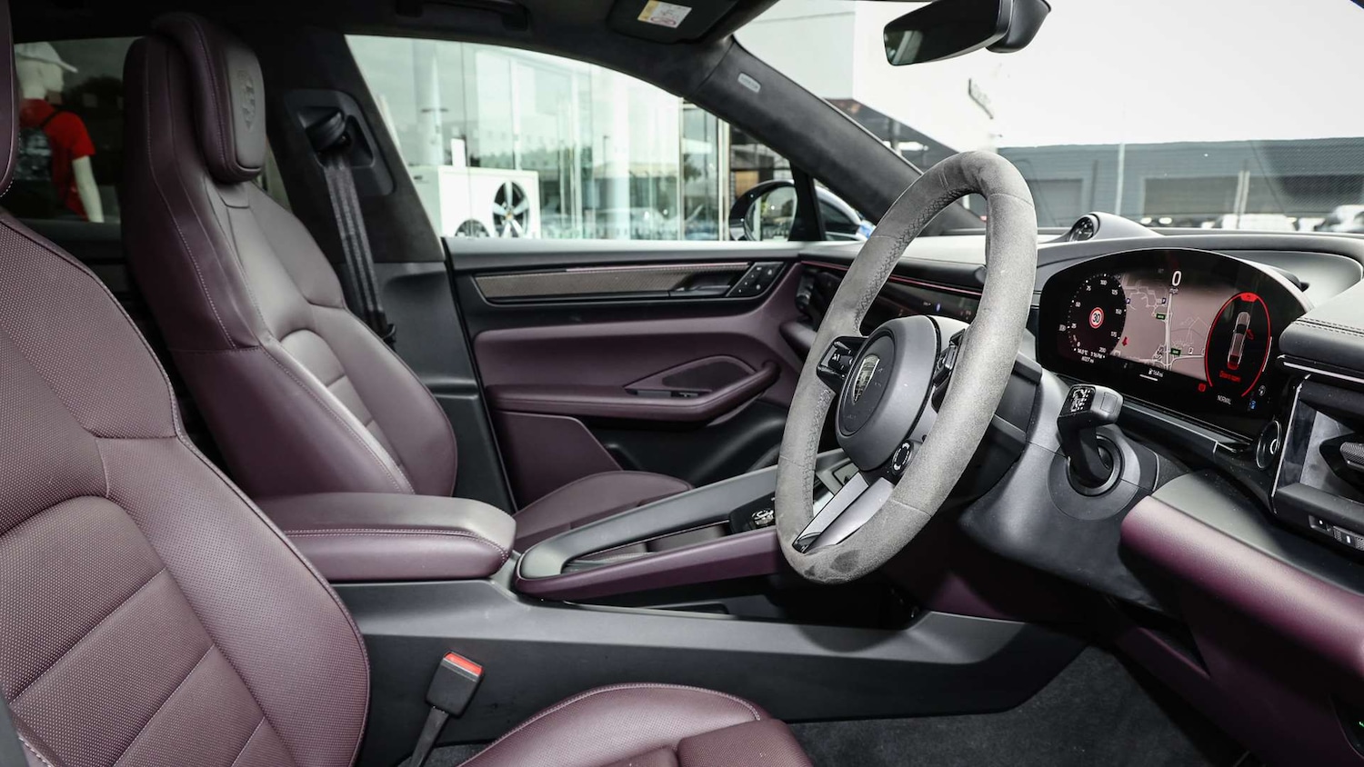 Used Porsche Macan 2024 for sale - 76298351: Photo 13