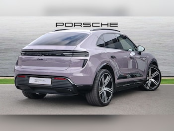 Used Porsche Macan 2024 for sale - 76298351: Photo 3