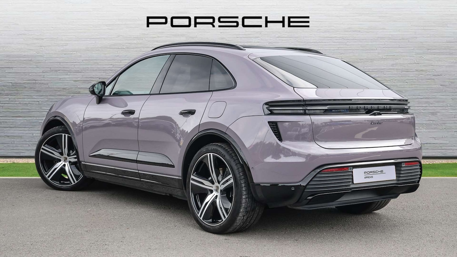 Used Porsche Macan 2024 for sale - 76298351: Photo 4