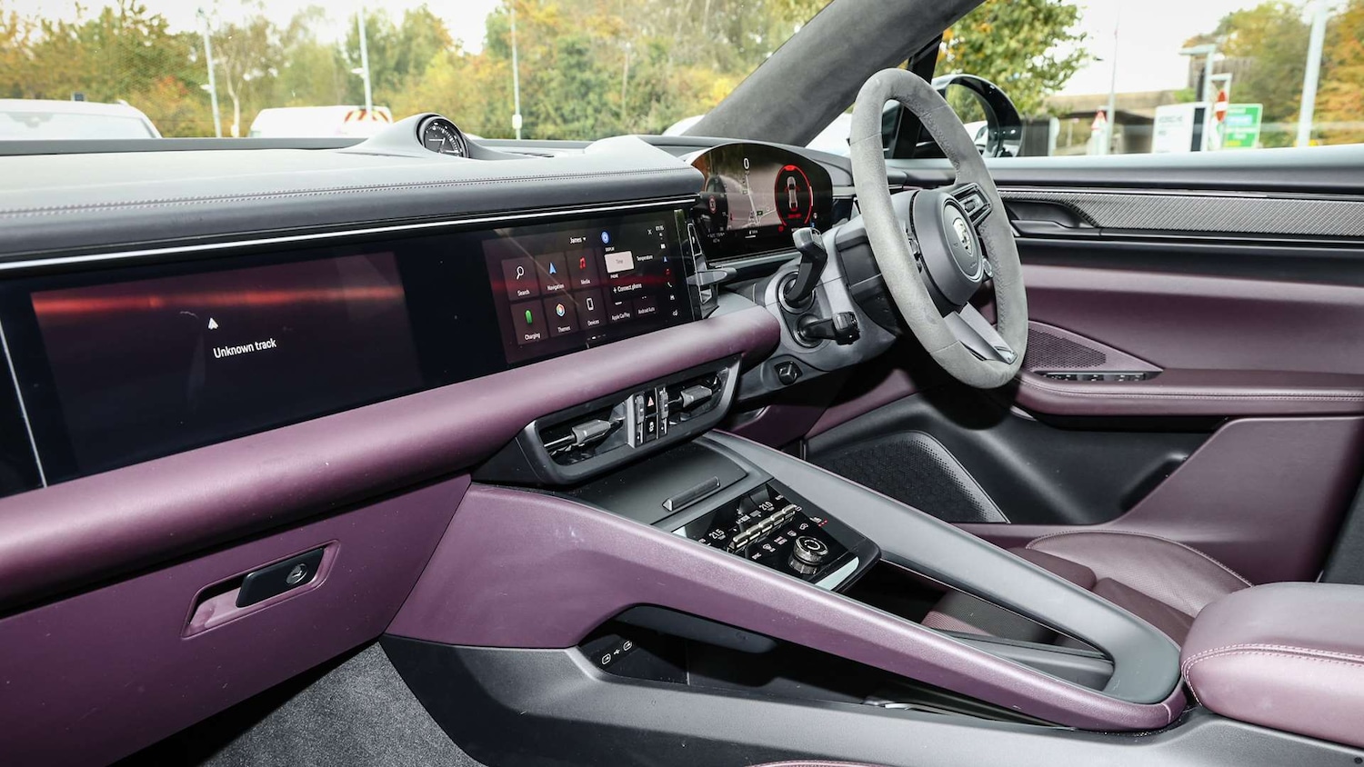 Used Porsche Macan 2024 for sale - 76298351: Photo 5