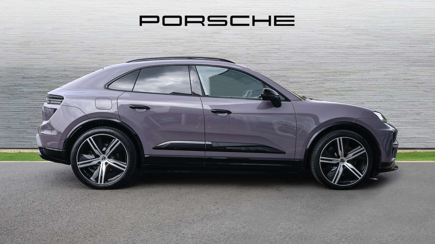 Used Porsche Macan 2024 for sale - 76298351: Photo 7