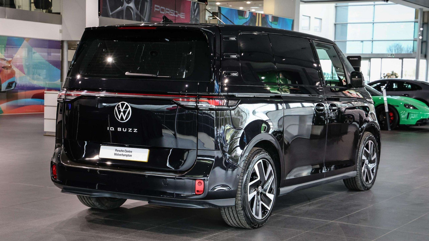 Used Volkswagen ID.Buzz 2024 for sale - 77913631: Photo 2