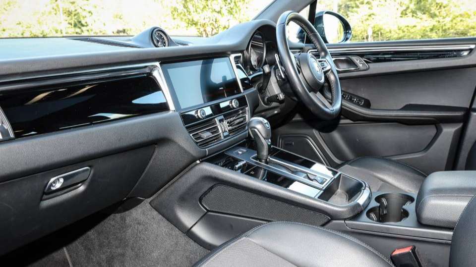 Used Porsche Macan 2025 for sale - 76842971: Photo 15