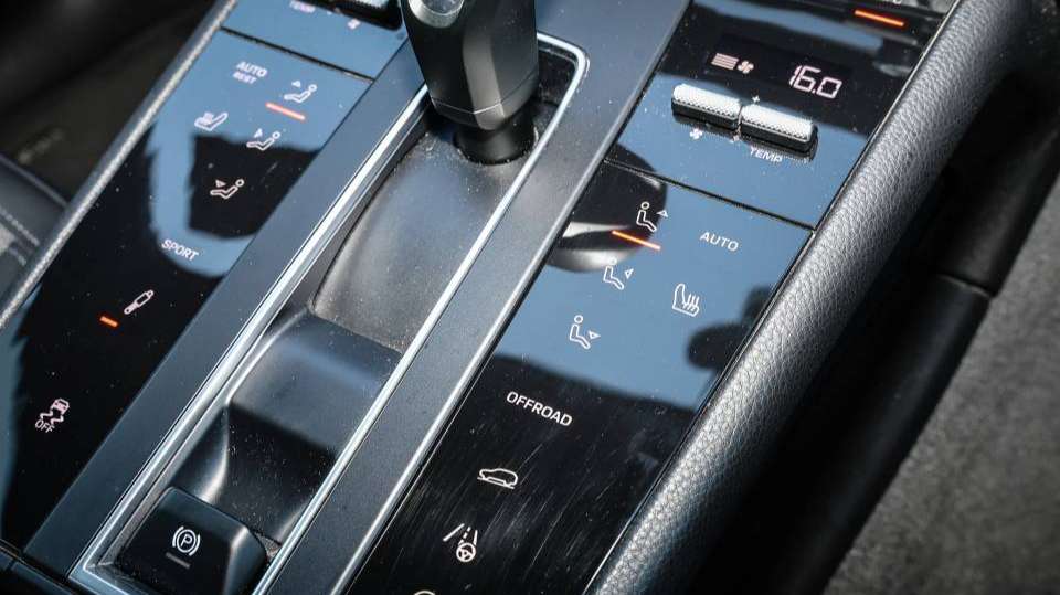 Used Porsche Macan 2025 for sale - 76842971: Photo 28