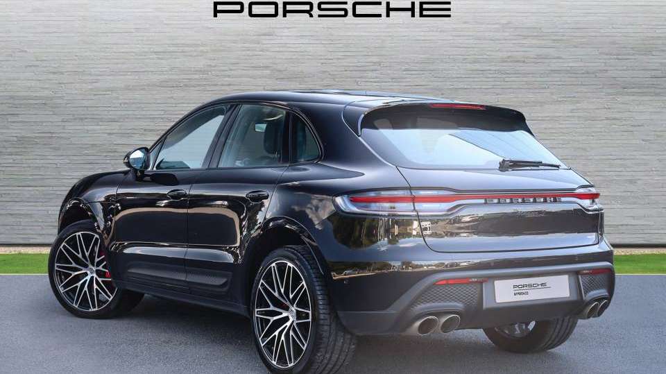 Used Porsche Macan 2025 for sale - 76842971: Photo 5
