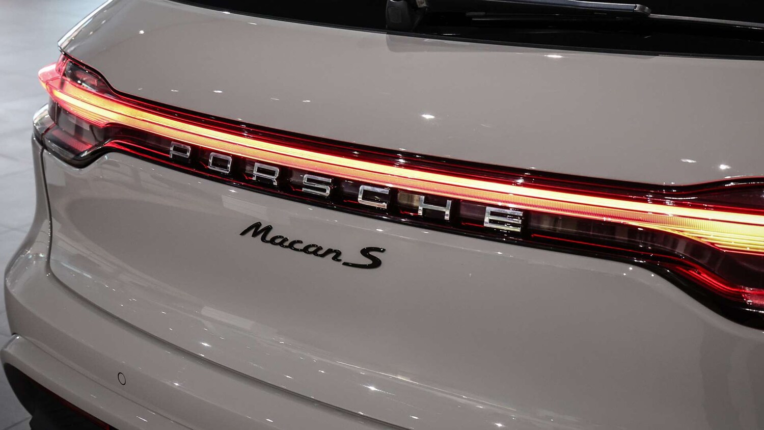 Used Porsche Macan 2024 for sale - 76746102: Photo 30