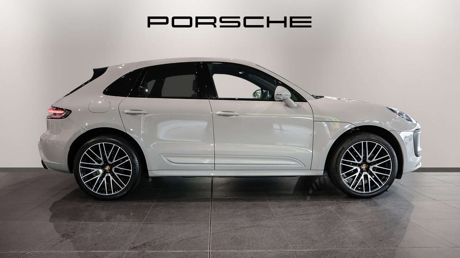 Used Porsche Macan 2024 for sale - 76746102: Photo 7
