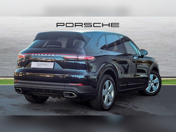 Used Porsche Cayenne 2022 for sale - 78732261: Photo