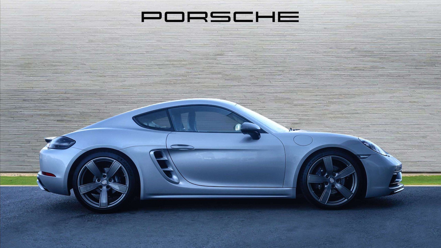 Used Porsche Cayman 2023 for sale - 77698999: Photo 10