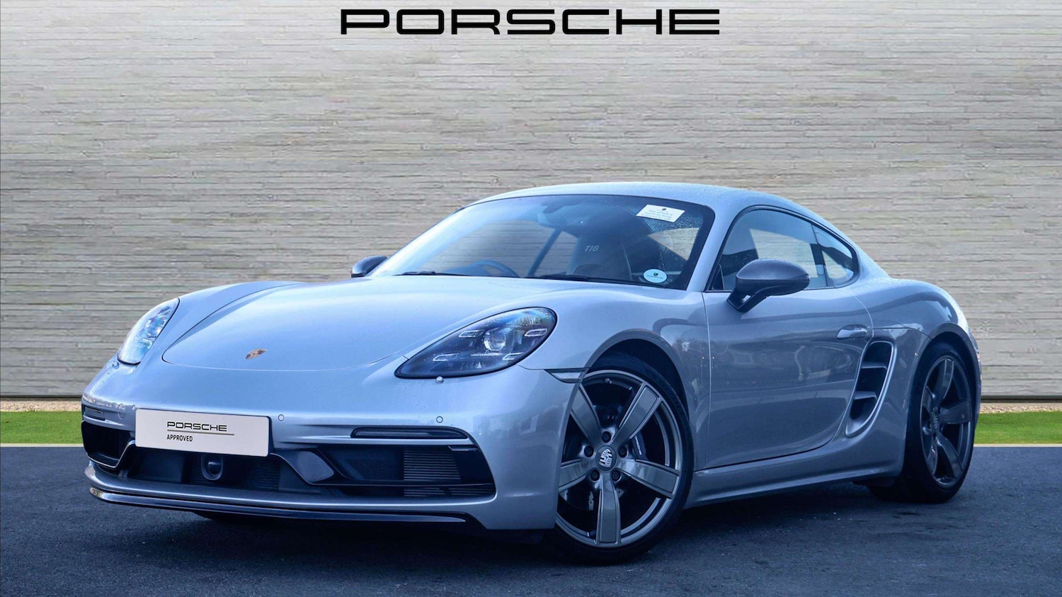 Used Porsche Cayman 2023 for sale - 77698999: Photo 2