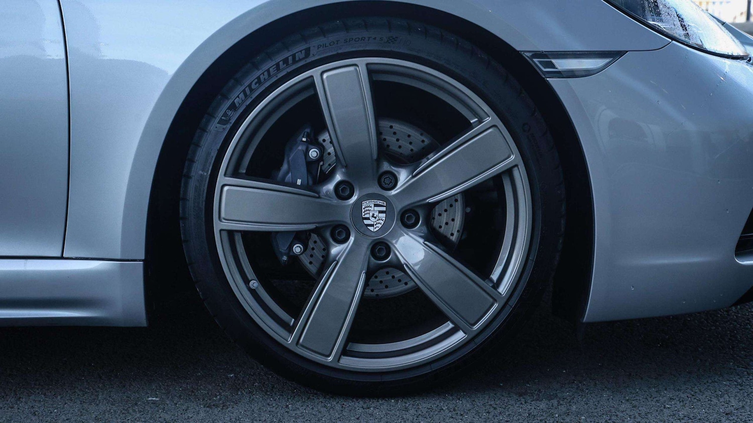 Used Porsche Cayman 2023 for sale - 77698999: Photo 9