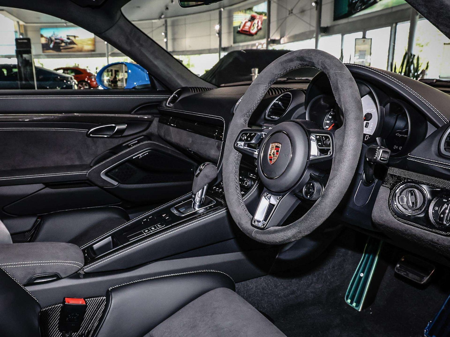 Used Porsche Cayman 2025 for sale - 77044026: Photo 10