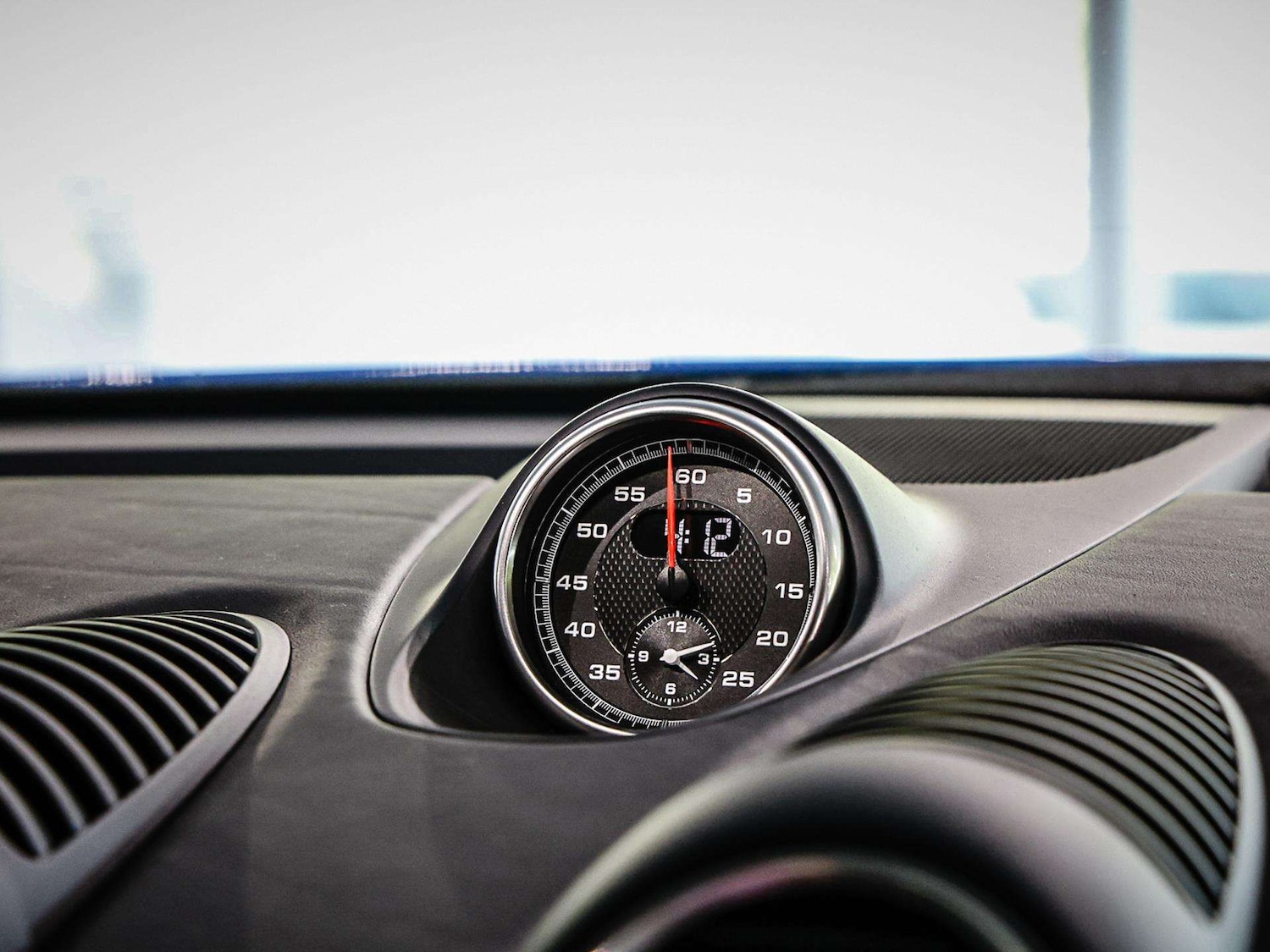 Used Porsche Cayman 2025 for sale - 77044026: Photo 17