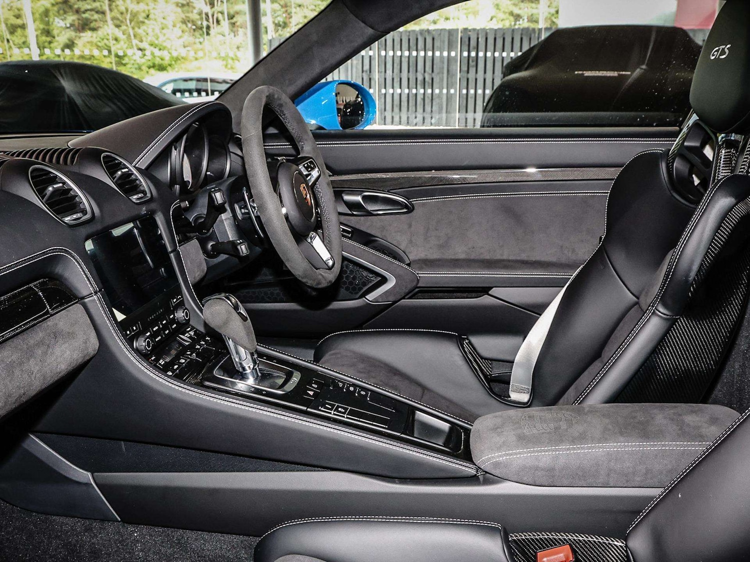 Used Porsche Cayman 2025 for sale - 77044026: Photo 9